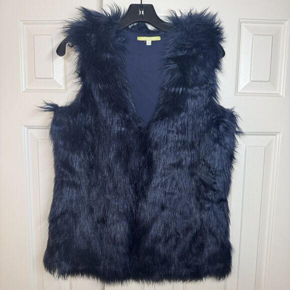 Gianni Bini Jackets & Blazers - GIANNI BINI WOMEN'S Blue Faux Fur Shell Vest Women’s Small Hook Eye Closure